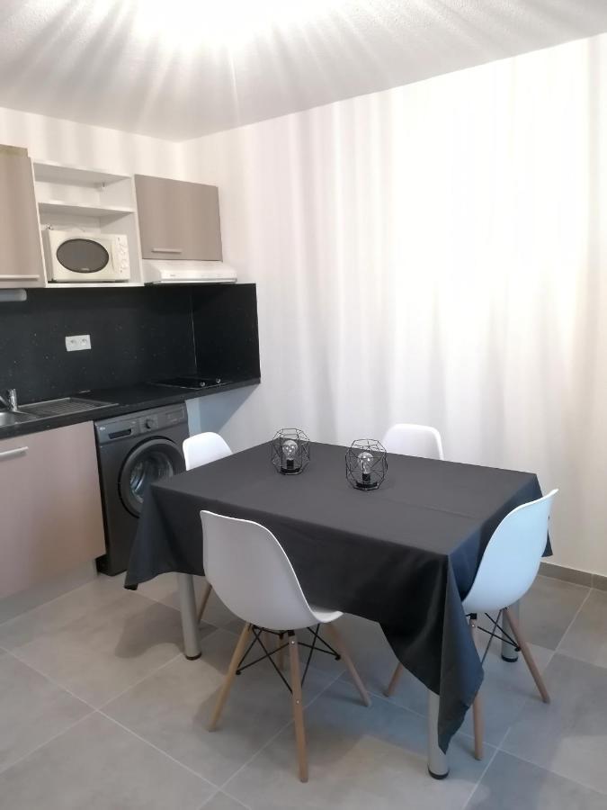 Appartement Frejus 5 Min De La Plage, 1 Min Centre Ville Kültér fotó